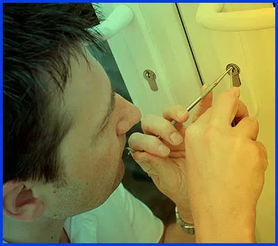 Mid City CA Locksmith Store Mid City, CA 323-402-1708